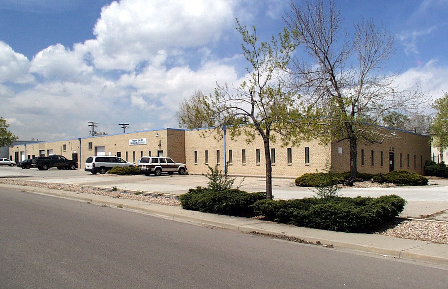 Primary Photo Of 1601 Reed St, Lakewood Warehouse For Lease