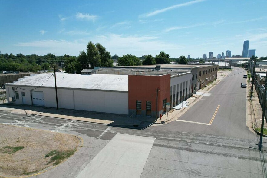 More Photos Of 1737 NW 5th St, Oklahoma City Warehouse For Lease