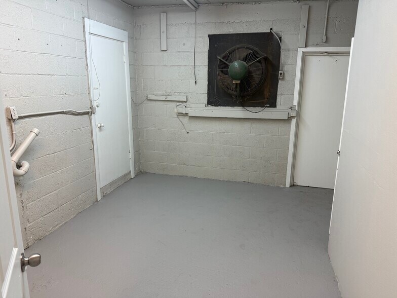 More Photos Of 1601-1603 S Wahsatch Ave, Colorado Springs Apartments For Lease