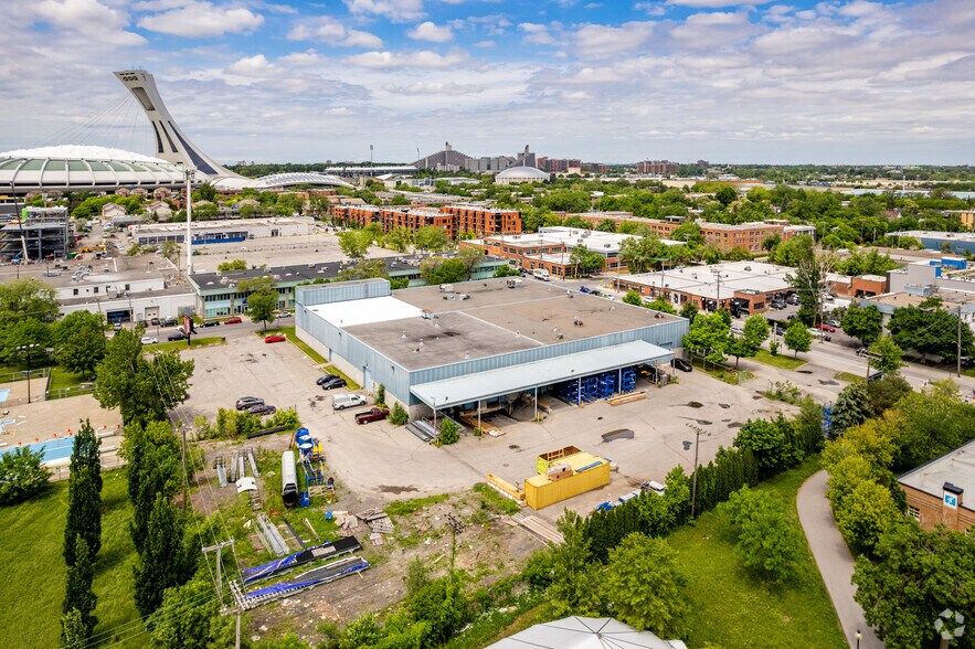 More Photos Of 2200 Av Bennett, Montréal Warehouse For Lease