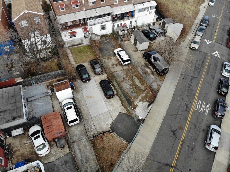 More Photos Of 1717 Sexton Pl, Bronx Land For Sale