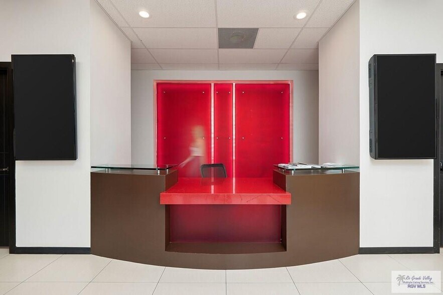 8015 N Expressway 77, Olmito, TX 78575 Medical Office For Lease