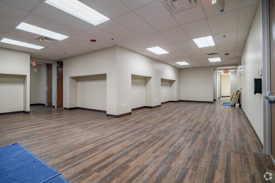 More Photos Of 3602 Paesanos Pky, San Antonio Unknown For Lease