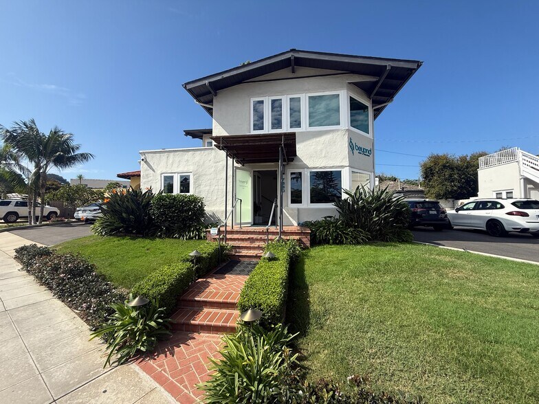 Primary Photo Of 7880 Exchange Pl, La Jolla Freestanding For Lease