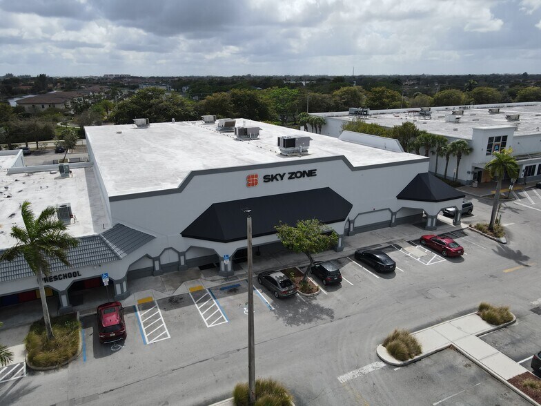 More Photos Of 11210-11300 Pines Blvd, Pembroke Pines Unknown For Lease