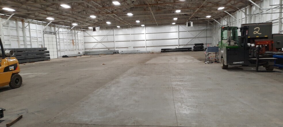 More Photos Of 2100 Manchester Trwy, Kansas City Warehouse For Sale