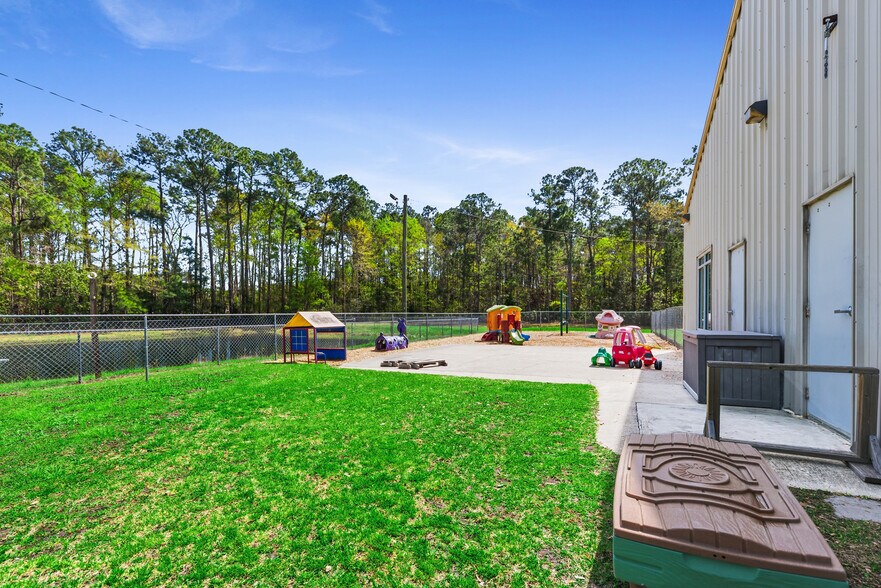 More Photos Of 480 Henrietta St, Kingsland Flex For Sale