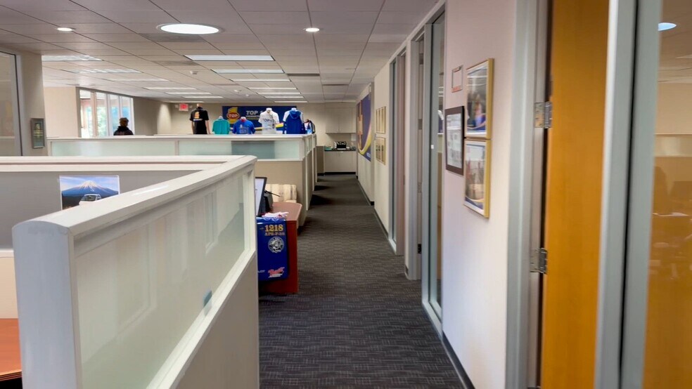 More Photos Of 100 N El Camino Real, San Mateo Office For Sale