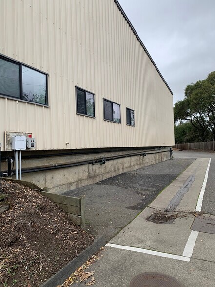 More Photos Of 77 W 3rd St, Santa Rosa Warehouse For Lease