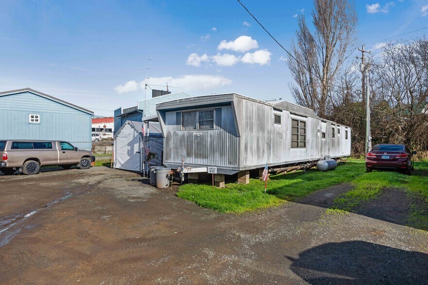More Photos Of 93531 Coal Bank Ln, Coos Bay Manufactured Housing Mobile Home Park For Sale