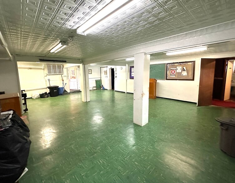 More Photos Of 3301 E Monument St, Baltimore Religious Facility For Sale