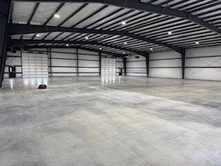 More Photos Of 1925 Filiatreau Ln, Bardstown Warehouse For Lease