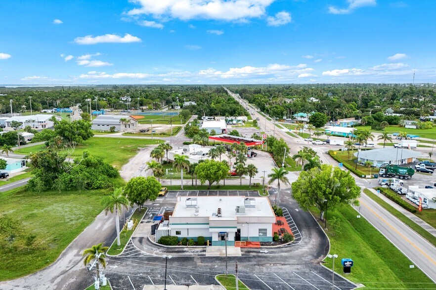 More Photos Of 10493 Stringfellow Rd, Saint James City Storefront Retail Office For Sale