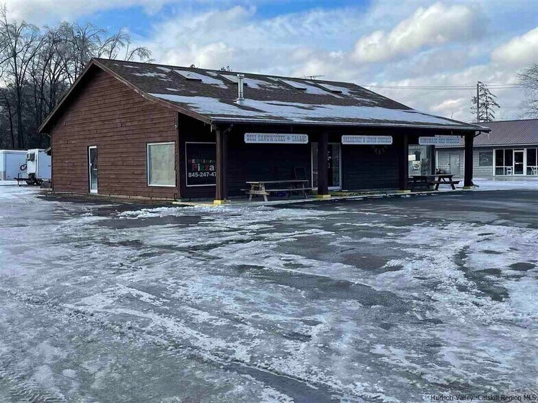 More Photos Of 963 Kings Hwy, Saugerties Restaurant For Sale