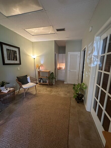 More Photos Of 2301 Park Ave, Orange Park Coworking Space