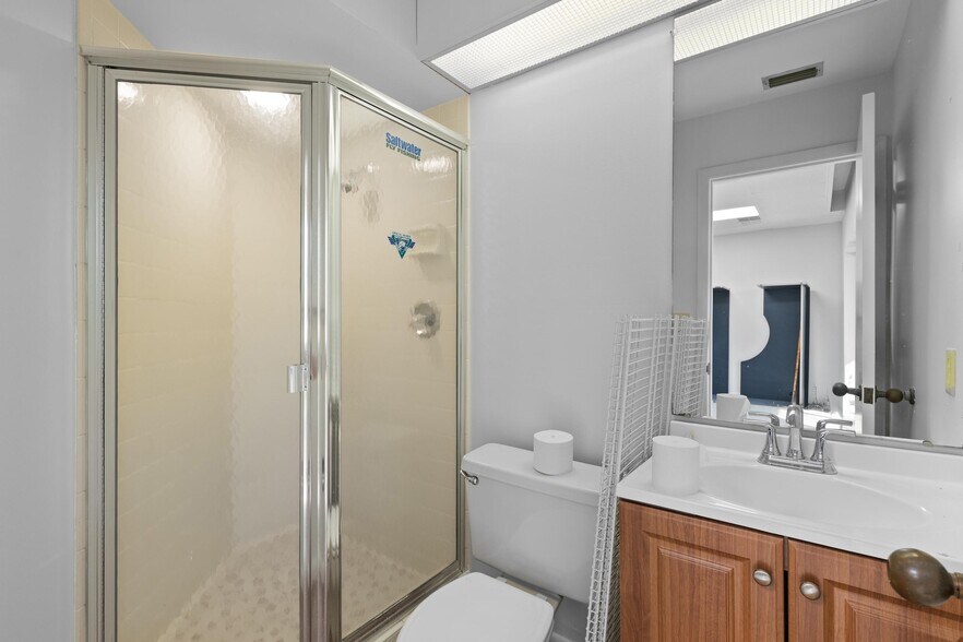 More Photos Of 2339 Sunset Point Rd, Clearwater Medical For Lease