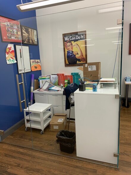 More Photos Of 315 Main St, Huntington General Retail For Lease