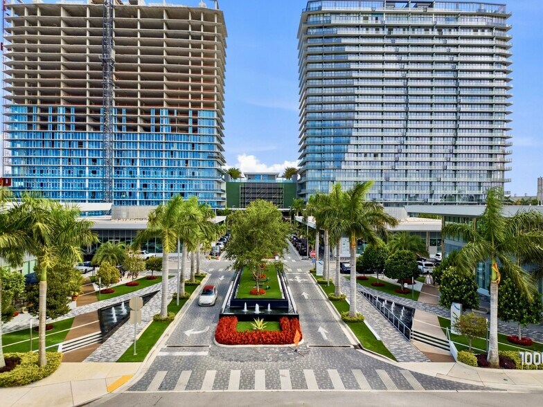 More Photos Of 4 OASIS Hallandale, 1006 E Hallandale Beach, Hallandale Beach Restaurant For Sale