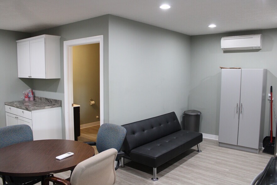 More Photos Of 283 Woodlin Ln, Manquin Airplane Hangar For Sale
