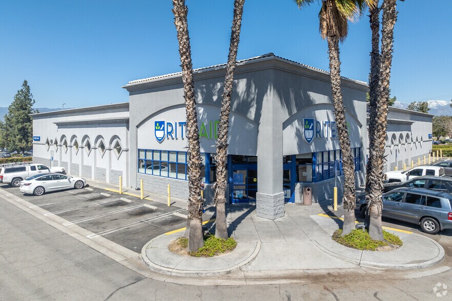 Primary Photo Of 25710 Barton Rd, Loma Linda Drugstore For Lease