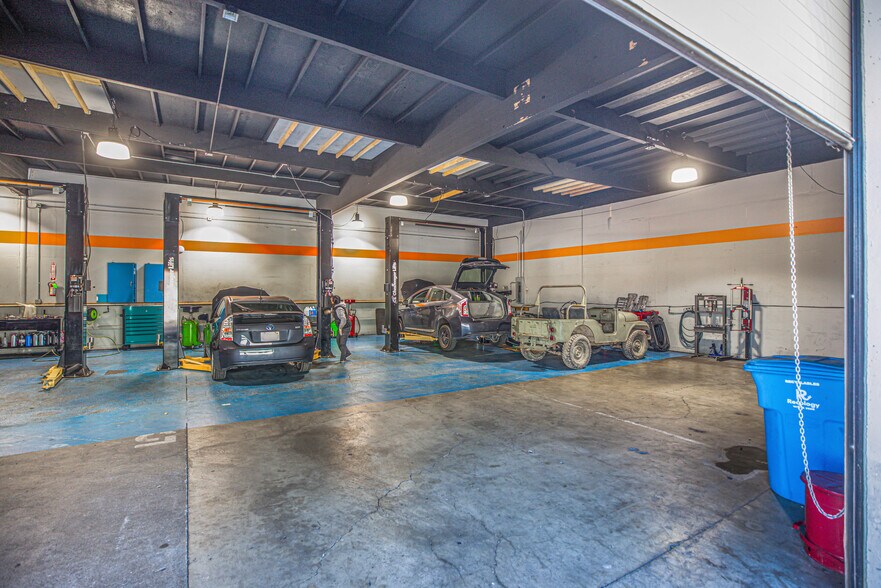 More Photos Of 660 Lakeville St, Petaluma Industrial For Sale