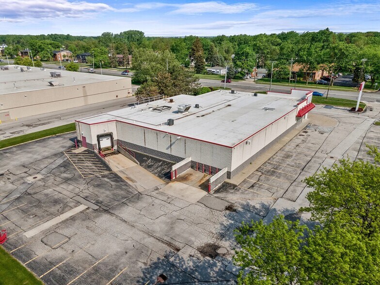 More Photos Of 613 W Alexis Rd, Toledo Medical For Sale