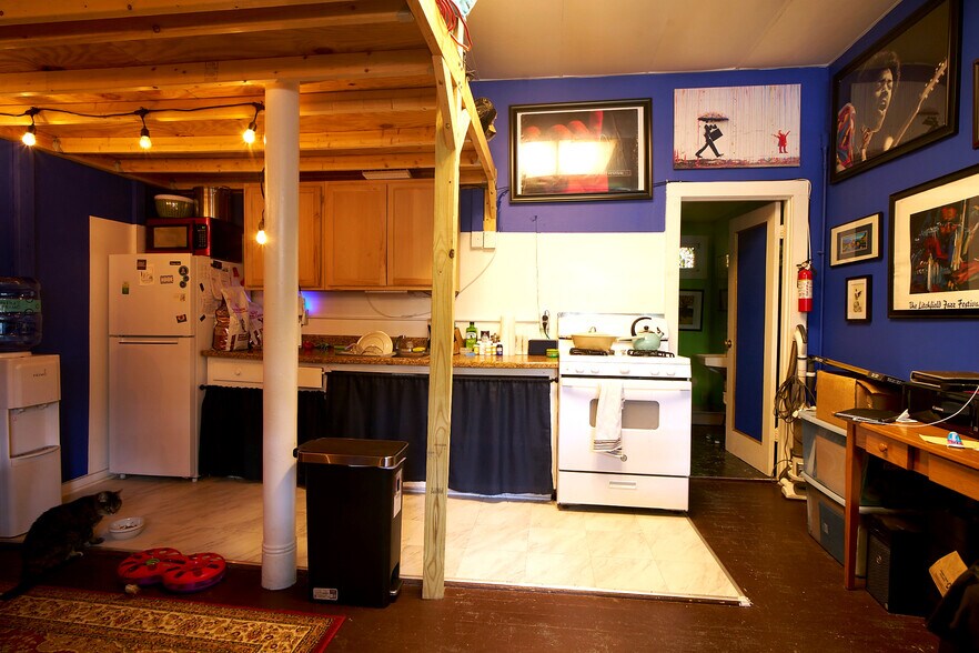 More Photos Of 2 Striebel Rd, Woodstock Apartments For Sale