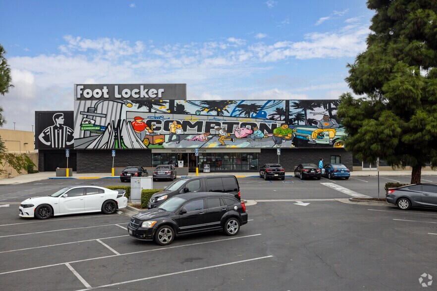 More Photos Of 200-223 E Compton Blvd, Compton Unknown For Lease