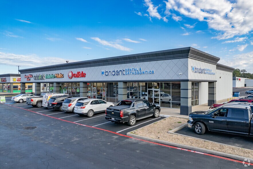 More Photos Of 4501-4765 W FM 1960 Rd, Houston Unknown For Lease