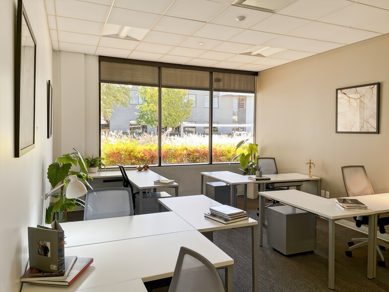 More Photos Of 6600 Chase Oaks Blvd, Plano Coworking Space