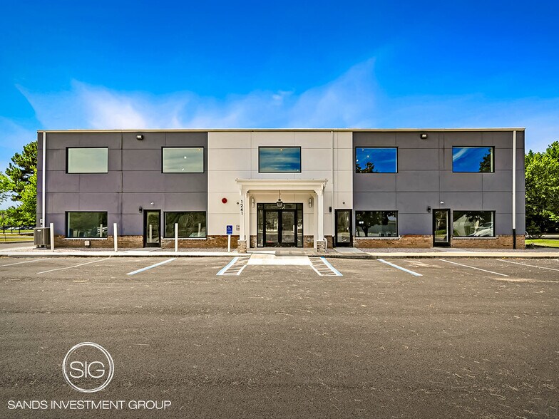 Primary Photo Of 1241 College Park Dr, Dover Loft Creative Space For Sale