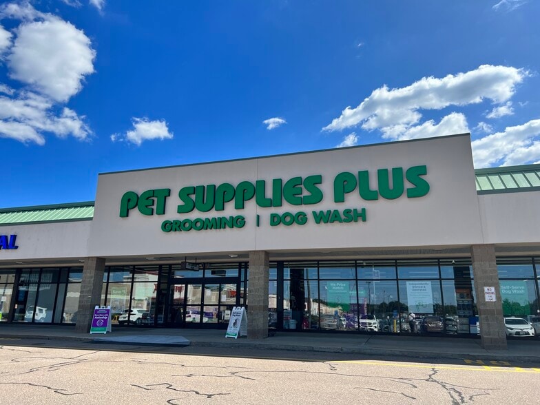 More Photos Of 1210-1270 Newport Ave, Attleboro Unknown For Lease