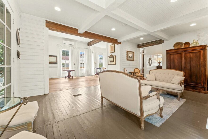 More Photos Of 4642 Virginia St, Zachary Lodge Meeting Hall For Sale