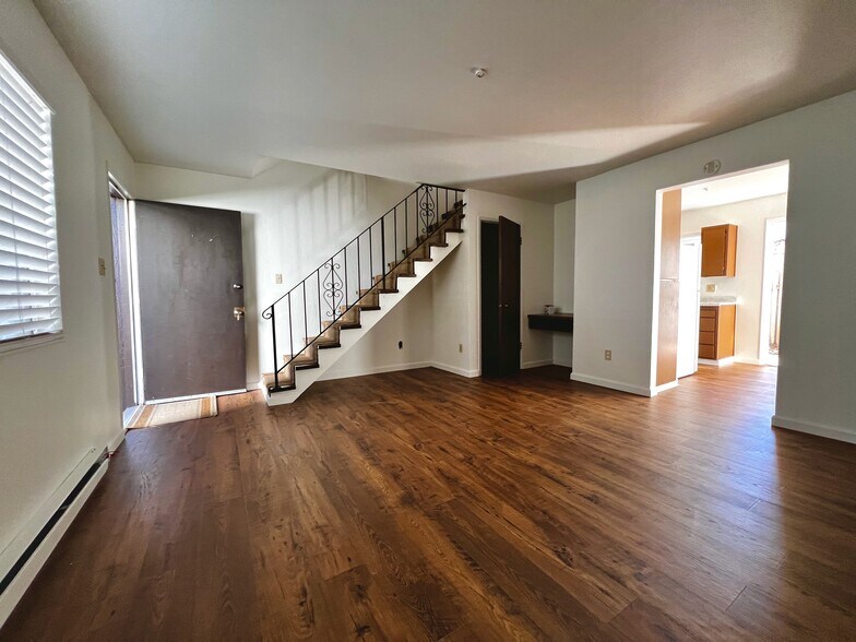 More Photos Of 7111 Marsh Way, Cotati Apartments For Sale