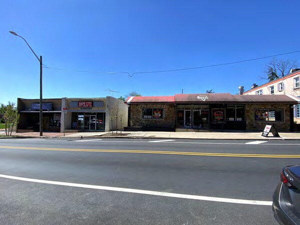 More Photos Of 316-322 S High St, West Chester Storefront For Sale