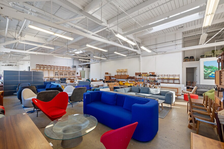 More Photos Of 4512-4514 Hollis St, Emeryville Warehouse For Lease