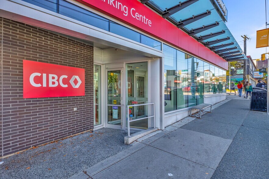 More Photos Of 2020 Arbutus St, Vancouver Storefront For Sale