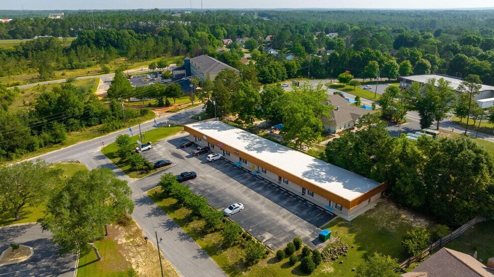 More Photos Of 128 John King Rd, Crestview Storefront For Sale