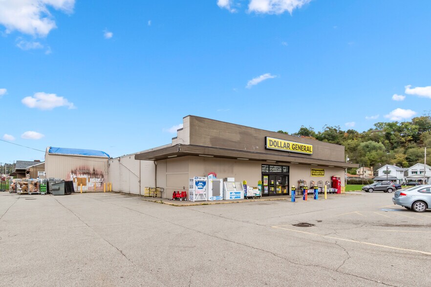 More Photos Of 1500 4th Ave, Ford City Freestanding For Sale