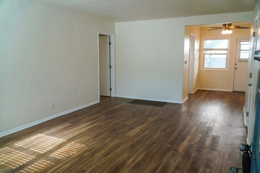 More Photos Of 736-746 E Ave, Coronado Apartments For Sale