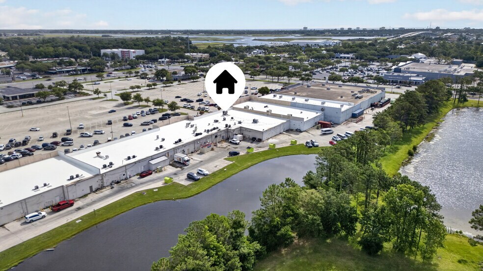 More Photos Of 14286 Beach Blvd, Jacksonville Beach General Retail For Sale