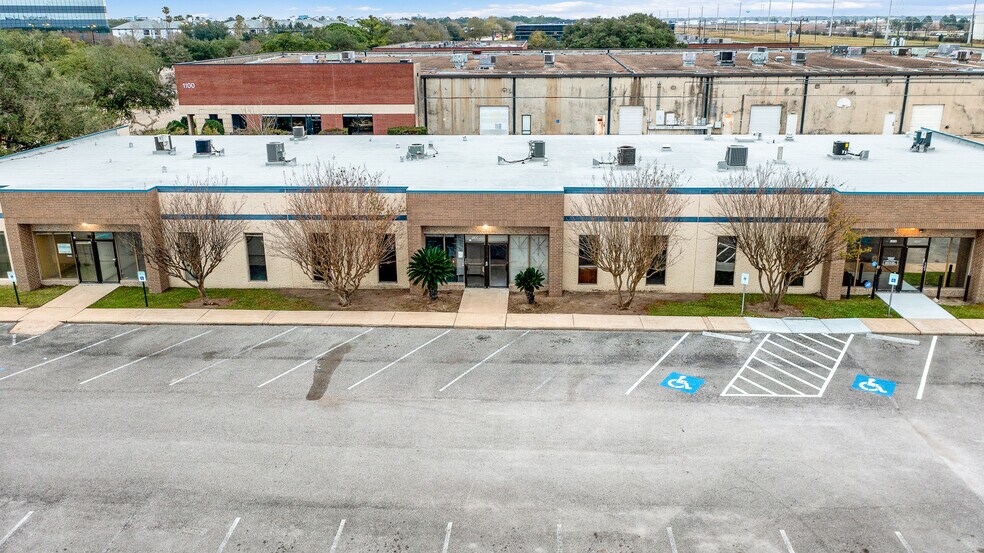 More Photos Of 1010-1020 Hercules Ave, Houston Unknown For Lease