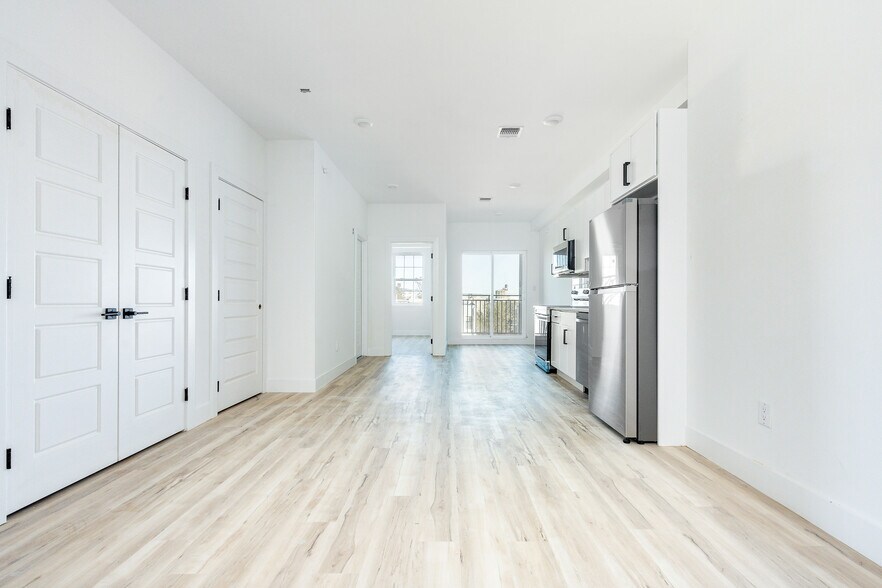 More Photos Of 809 Diamond St, Philadelphia Apartments For Sale