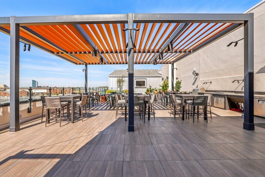 More Photos Of 251 6th St, Sacramento Apartments For Lease