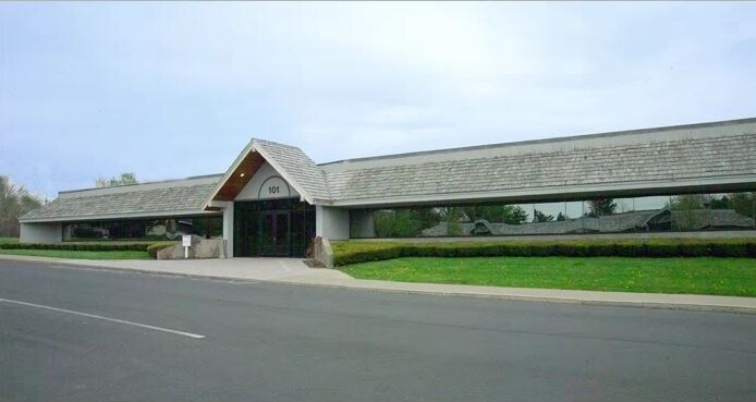 More Photos Of 101 Old Cove Rd, Liverpool Office For Lease