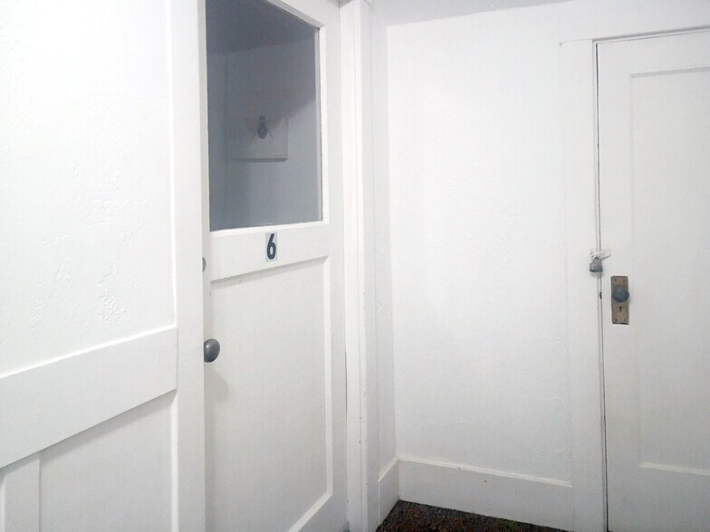 More Photos Of 213 Cedar St, Klamath Falls Apartments For Sale