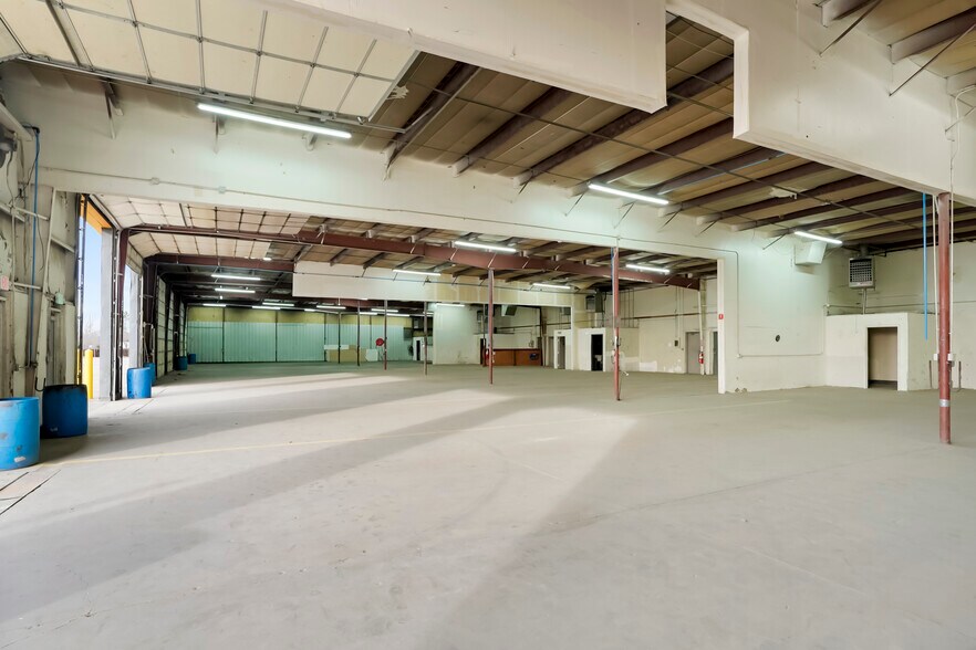 More Photos Of 5245 E 69th Ave, Commerce City Service For Lease