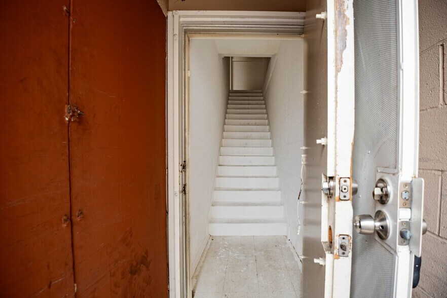 More Photos Of 5338 Vineland Ave, North Hollywood Restaurant For Lease