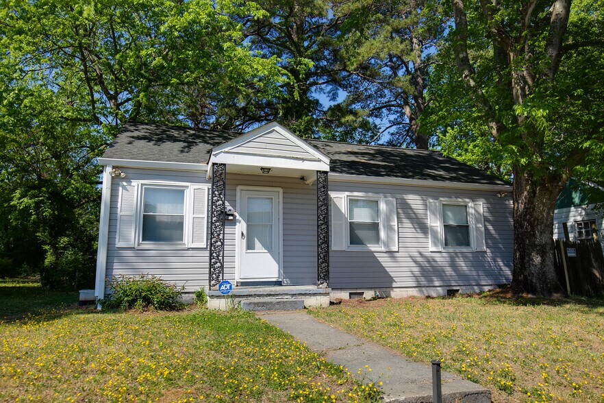 Primary Photo Of , Petersburg Multifamily For Sale