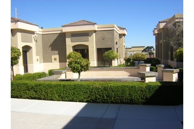 More Photos Of 8883 W Flamingo Rd, Las Vegas Office For Sale